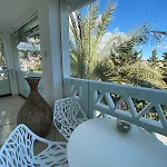 Las Canas Beach Apartment Beachside